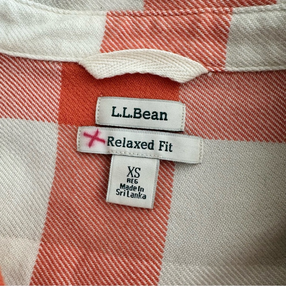 LL Bean Chamois Cotton Flannel Plaid Relaxed Fit Button Up Shirt Shacket Size XS - Picture 3 of 8